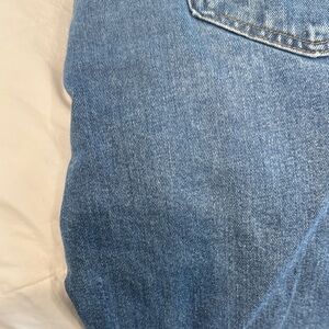 Levi's Relaxed Fit Men's Jeans in Medium Blue Denim